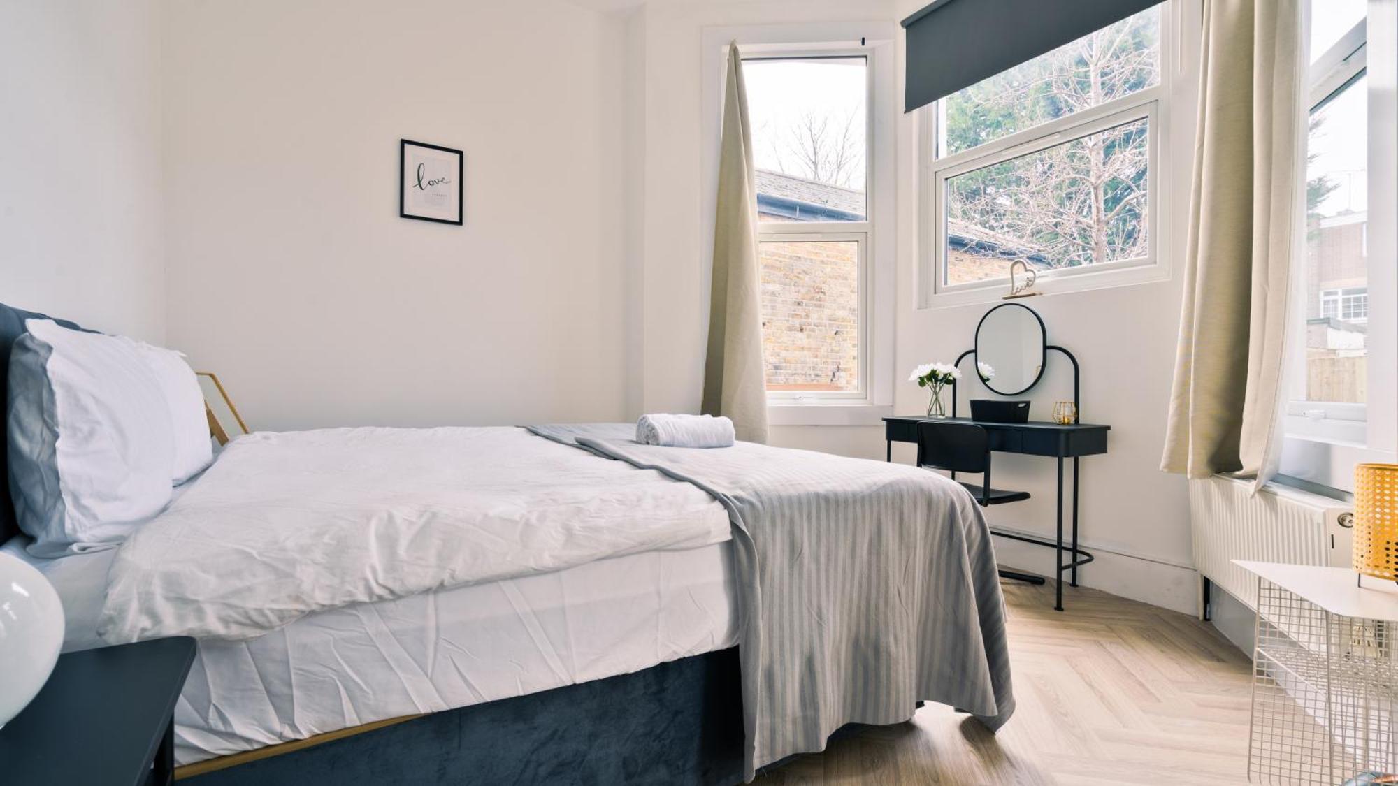 Contractors & Relocators Pool Table Flat 2bed Wifi Apartment